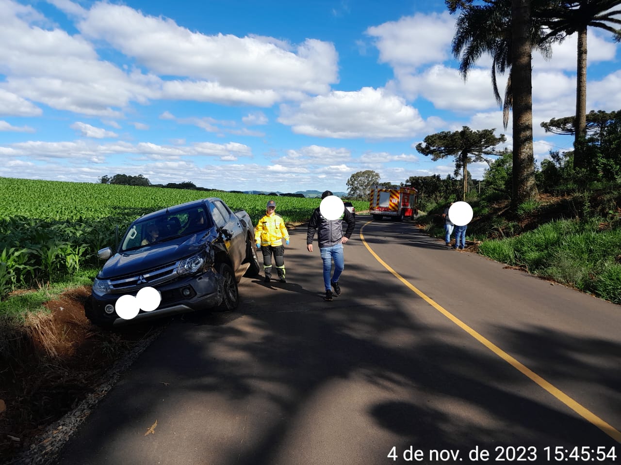 Acidente De Tr Nsito Deixa Cicilista Diversas Fraturas Em Xaxim