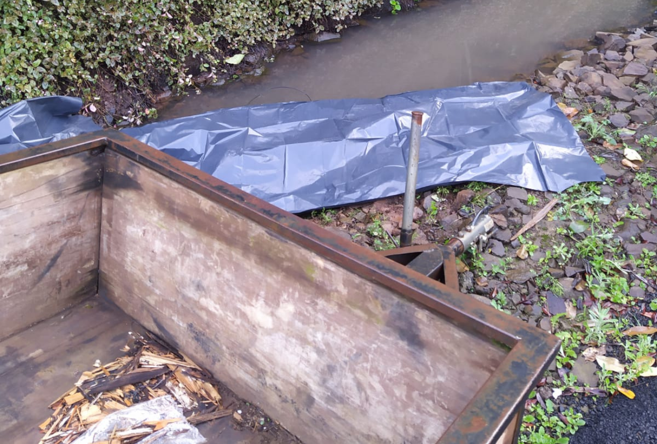 Homem é encontrado morto às margens de uma rua, em Quilombo