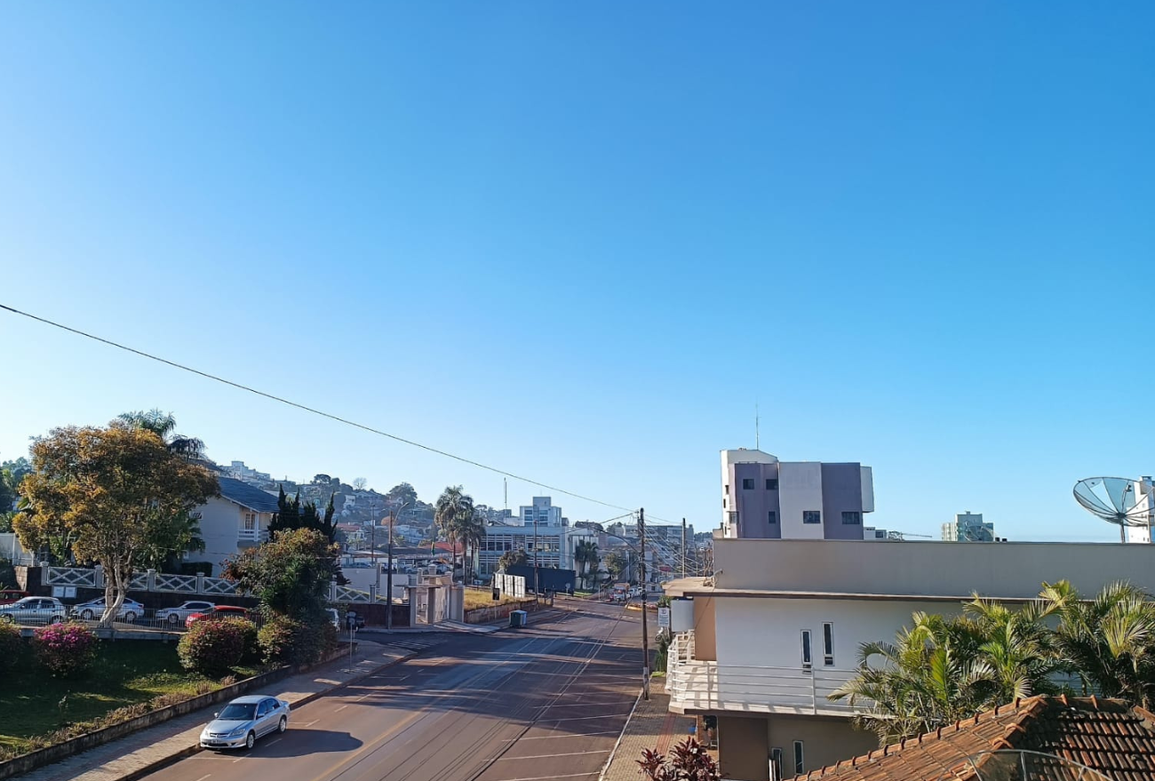 Dia ensolarado em Xaxim nesta terça-feira (30)